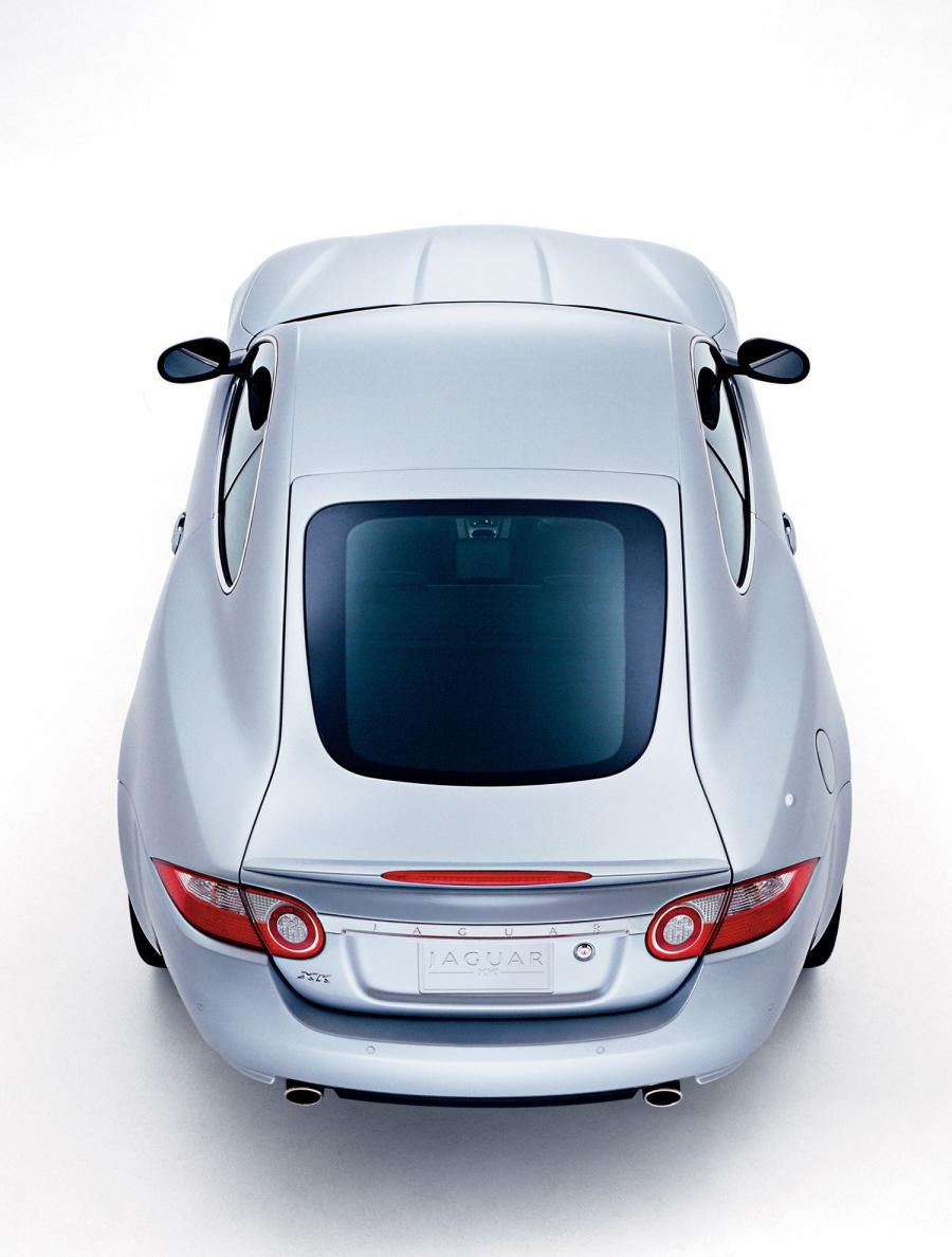  Jaguar XK 2005 года  (фото 16 из 28)
